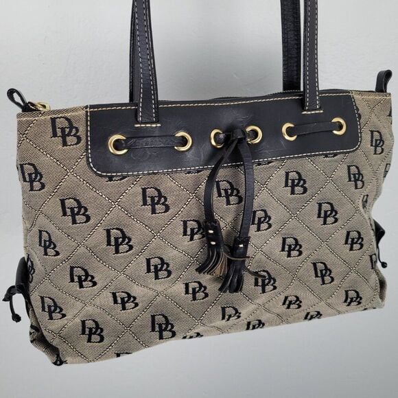 Dooney & Bourke Tassel Tote Shoulder Bag Signature Beige Tan Black - Picture 3 of 15